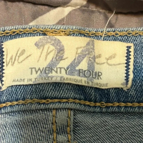 We The Free People  Frayed Skinny Crop Jeans Size 24 Distressed - Picture 4 of 11